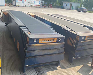 皮帶伸縮輸送機：靈活、高效的物料輸送解決方案